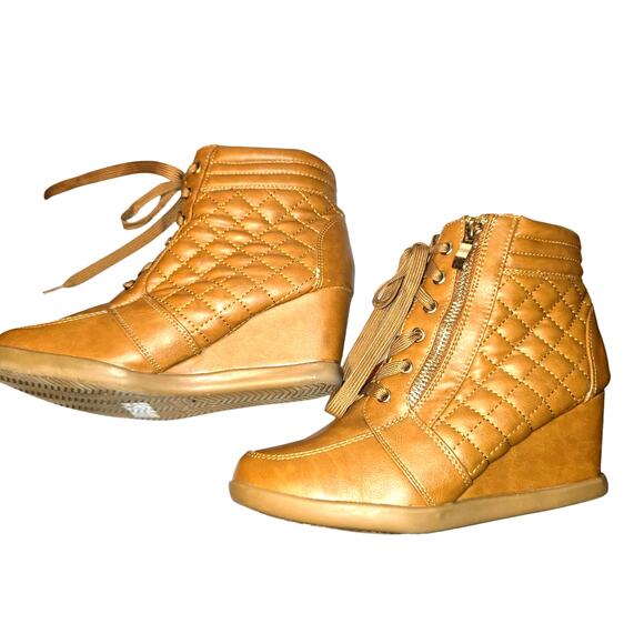 Forever 7 Brown Girl's Combat Ankle Boots 2 1/2 Inch High Heel Shoe Kids Lace Up - Picture 4 of 8